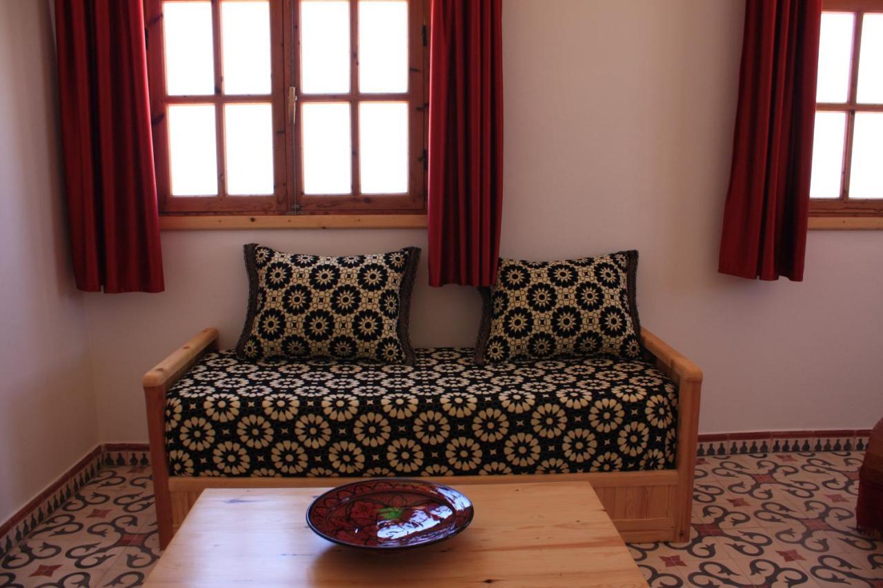 Riad Kebdana Ifoutatsene ภายนอก รูปภาพ