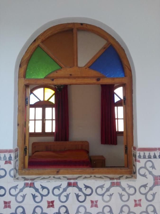 Riad Kebdana Ifoutatsene ภายนอก รูปภาพ